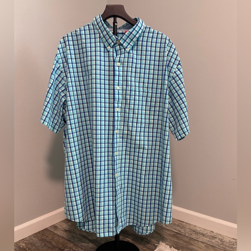 Izod - Men's Light Blue Check Button-Down Shirt